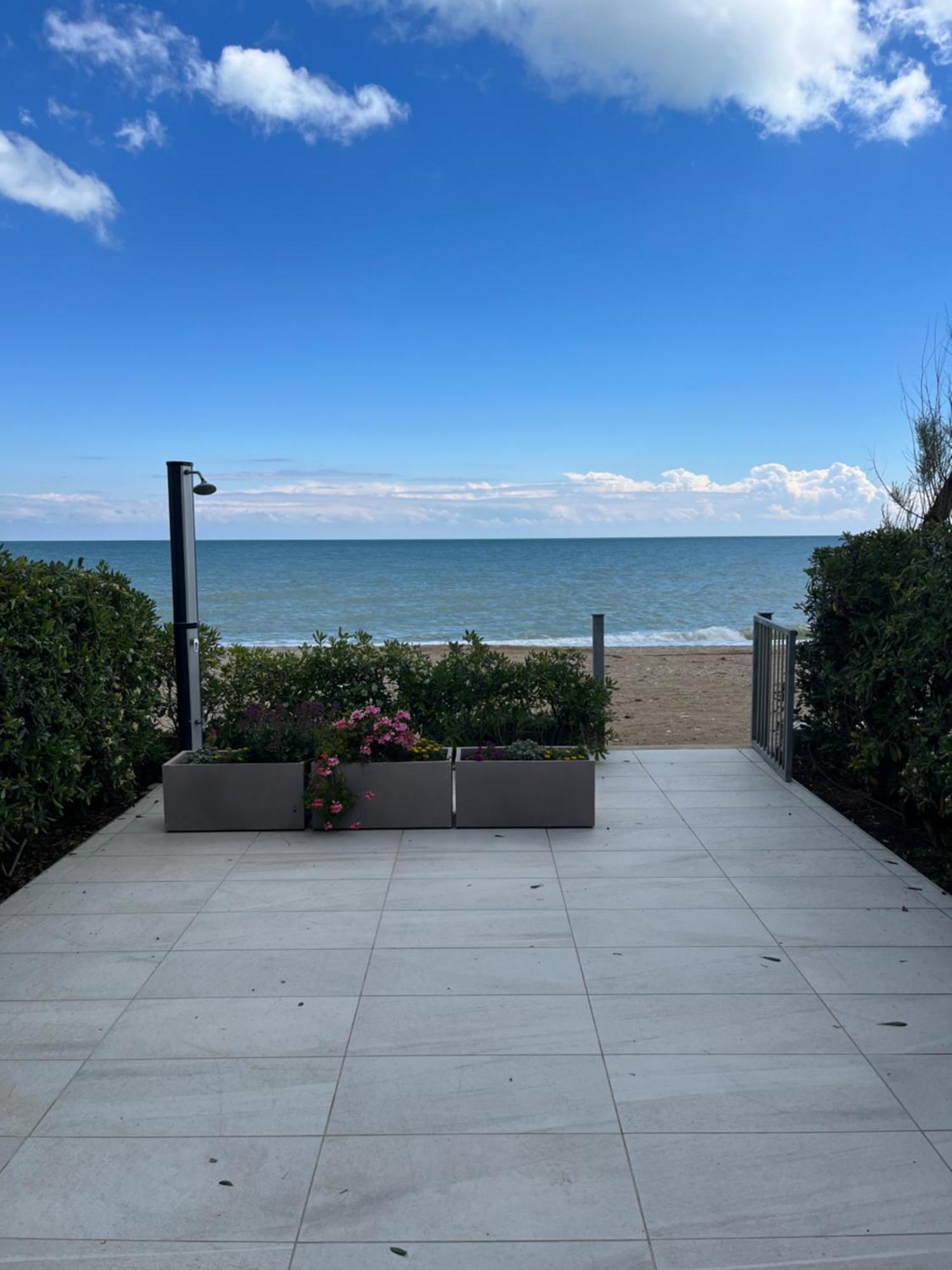 Casamare Una Casa Sulla Spiaggia Nelle Marche Vila Porto Potenza Picena Exterior foto