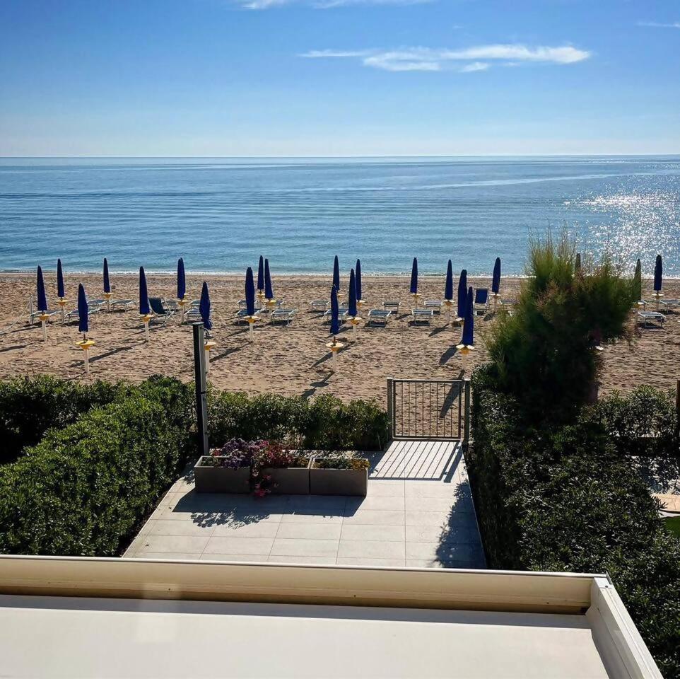 Casamare Una Casa Sulla Spiaggia Nelle Marche Vila Porto Potenza Picena Exterior foto